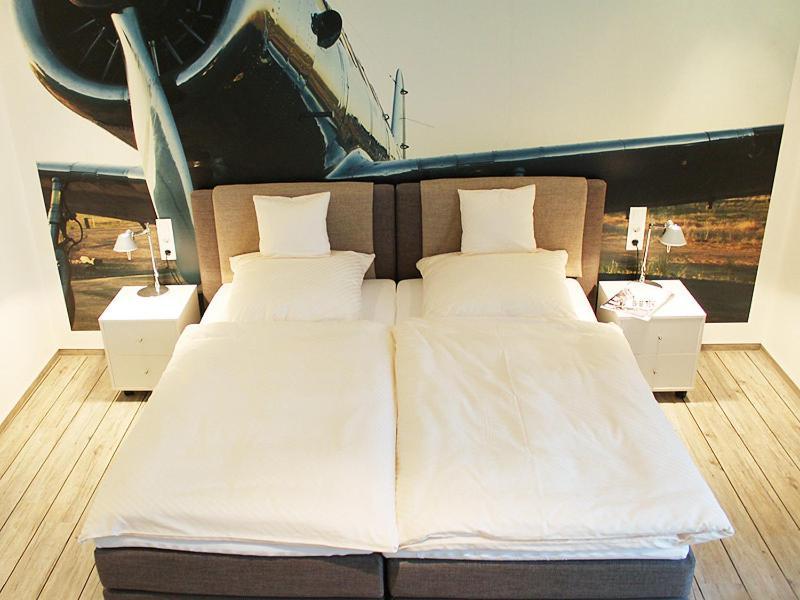 Ju52 Restaurant Hotel Lounge 아른스베르크 객실 사진