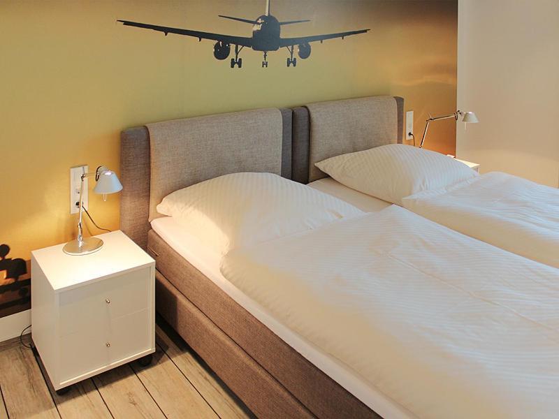 Ju52 Restaurant Hotel Lounge 아른스베르크 객실 사진
